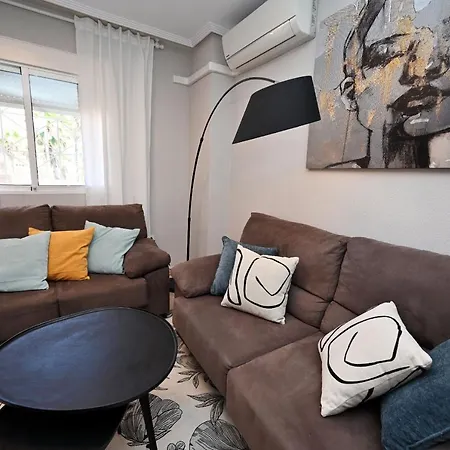 La Mata House * Торевьиа
