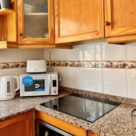 La Mata House * Торевьиа