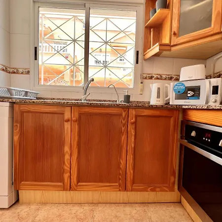 La Mata House * Торевьиа