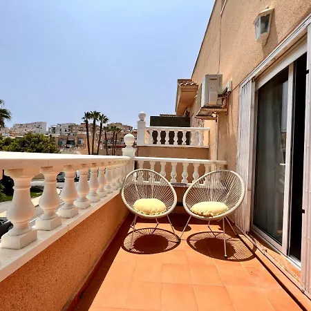 Nyaraló La Mata House